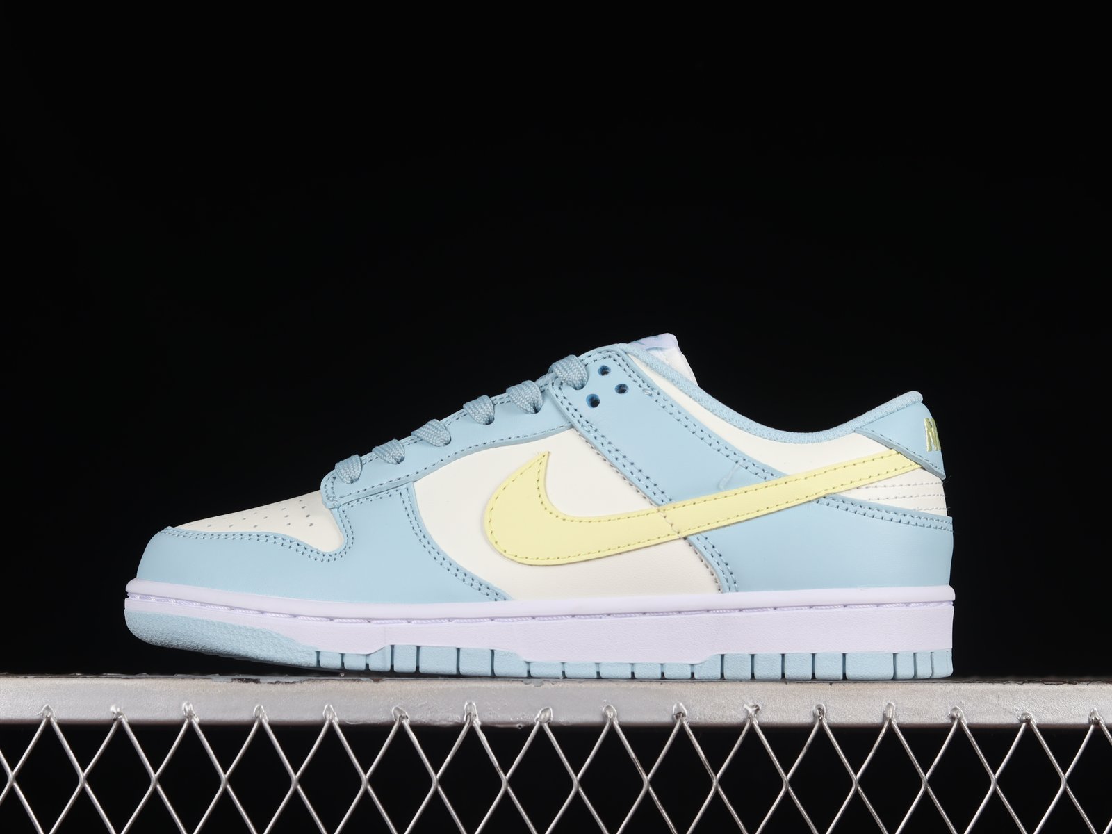 Dunk SB Low Citron Tint